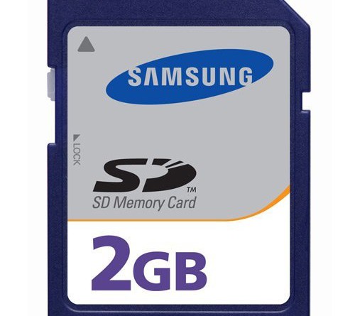 Karta pamięci SD o pojemności 2GB od firmy Samsung.